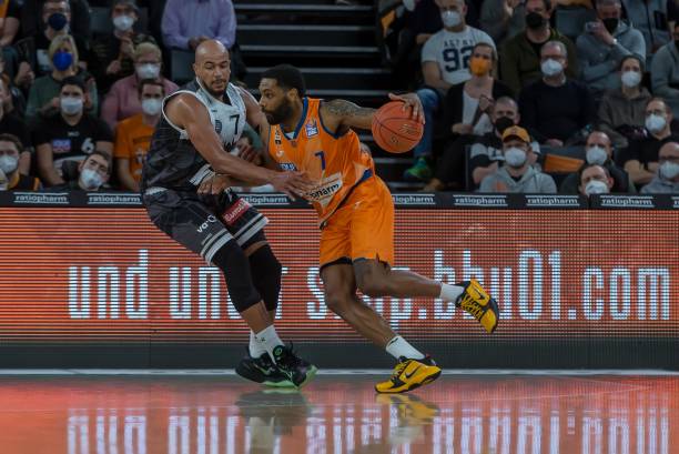 位不可动摇 位不可动摇